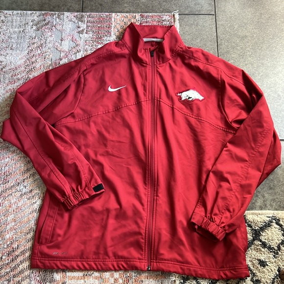 Great condition Razorbacks Univerisity of Arkansas NIKE DRI-FIT XL jacket! - Picture 4 of 9